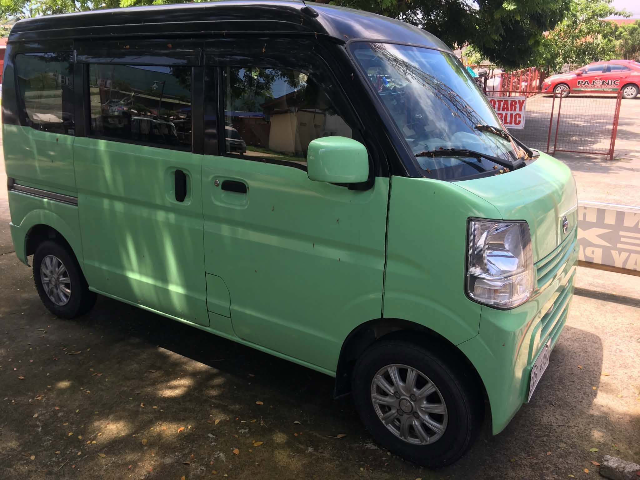 DA17 STRAIGHT SEATS vehicle photo 3